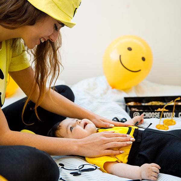 ערכת תחפושת זוגית - סמיילי 😄